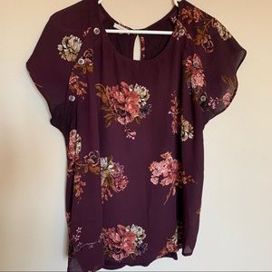 💙🌵Maurice’s Floral Multi-Media Blouse🌵💙